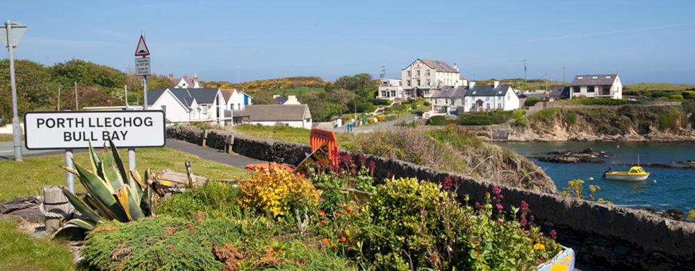 Bull Bay Hotel Amlwch Exterior photo